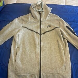 Nike Tech Gray Hooded Jacket - Mens Size M